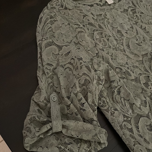 Chico’s lace top - Picture 3 of 3